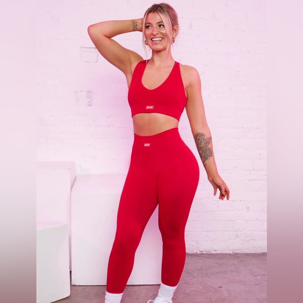 Red ♥️ Bo and tee sports bra & leggings | Bo+tee brand